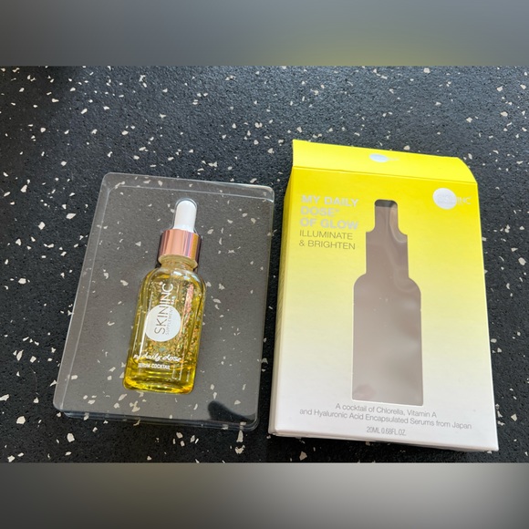 SKIN INC | MY DAILY DOSE OF GLOW - Picture 9 of 9